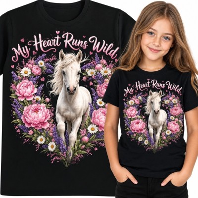 Koszulka dziewczęca z koniem i kwiatowym sercem „My Heart Runs Wild”