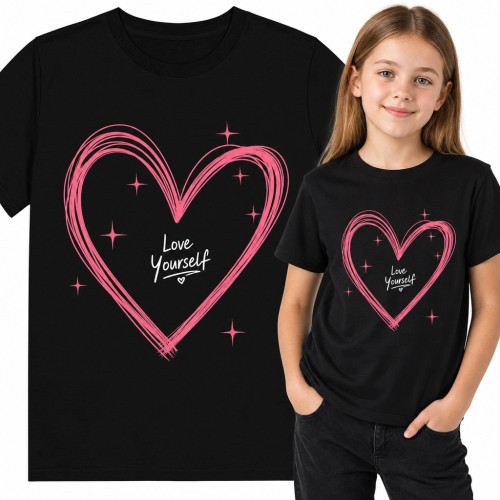 Koszulka dziewczęca czarna z różowym sercem „Love Yourself”