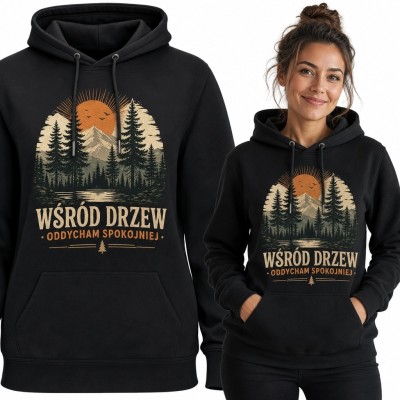 Bluza damska z kapturem z leśnym krajobrazem i napisem „Wśród drzew oddycham spokojniej” - retro