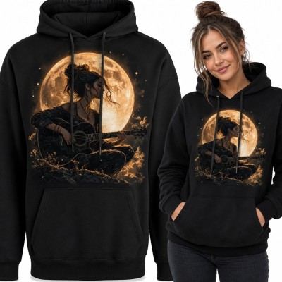Bluza damska z kapturem - gitarzystka przed złotą pełnią księżyca