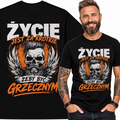Koszulka męska z brodatą czaszką i skrzydłami „Życie jest za krótkie żeby być grzecznym”