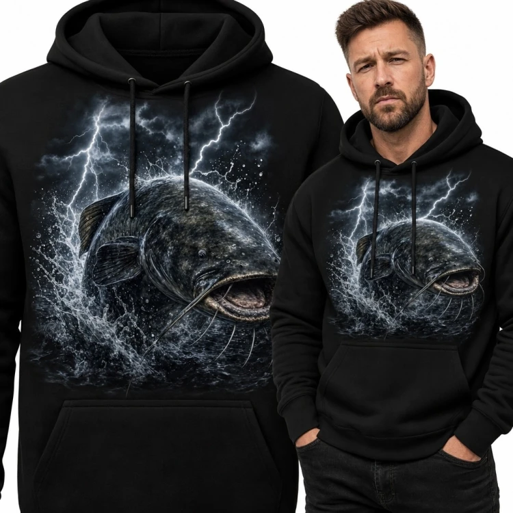 Bluza męska z kapturem - potężny sum wśród fal i błyskawic