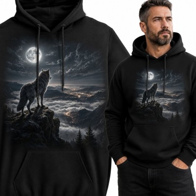 Bluza męska z kapturem z wilkiem na urwisku pod pełnią księżyca - nocny motyw górski