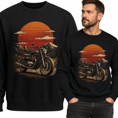 Bluza męska bez kaptura - klasyczny motocykl w górach o zachodzie słońca