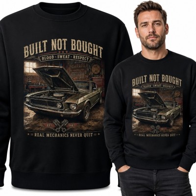 Bluza męska bez kaptura z klasycznym muscle carem „Built Not Bought” - garażowy motyw retro