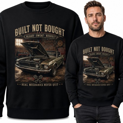 Bluza męska bez kaptura z klasycznym muscle carem „Built Not Bought” - garażowy motyw retro