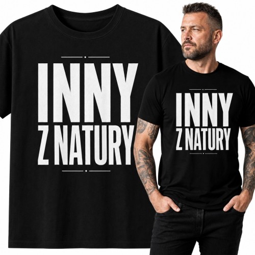 Koszulka męska z napisem „Inny z natury” - minimalistyczny typograficzny wzór