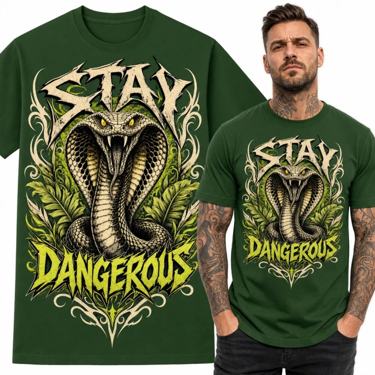 Koszulka męska z kobrą wśród liści dżungli - „Stay Dangerous”