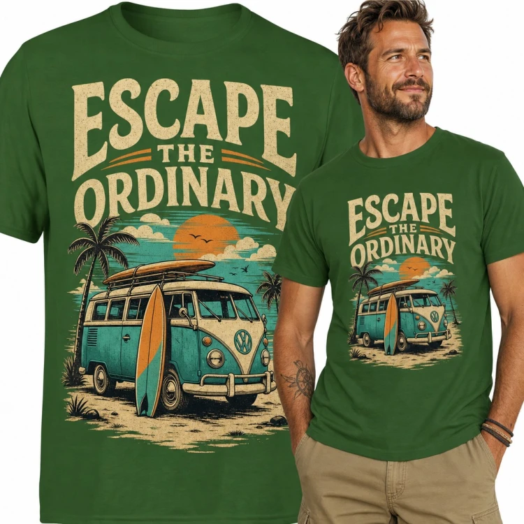 Koszulka męska „Escape the Ordinary” - retro bus z deskami surfingowymi
