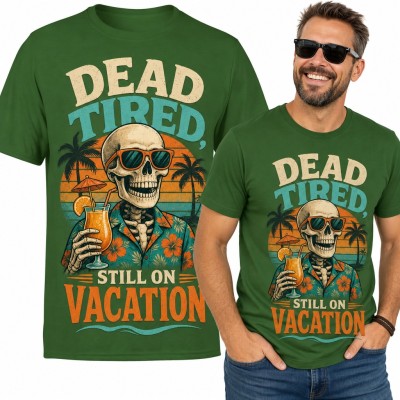 Koszulka męska szkielet z drinkiem pod palmami „Dead tired, still on vacation”