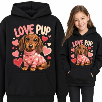 Bluza dziewczęca z kapturem - jamnik w sweterku w serca „Love pup”