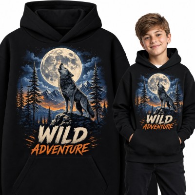 Bluza chłopięca z kapturem - wyjący wilk przy pełni księżyca „Wild adventure”