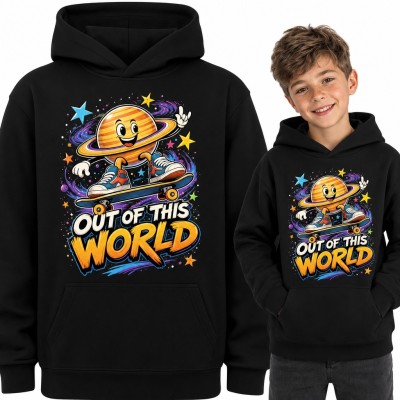 Bluza chłopięca z kapturem - Saturn na deskorolce „Out of this world”