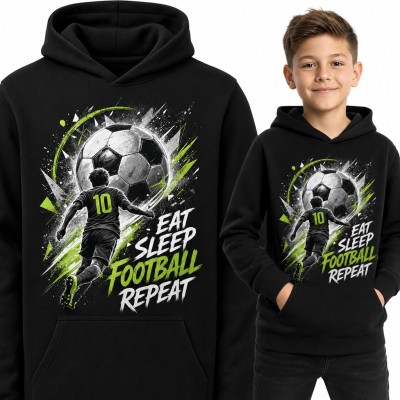 Bluza chłopięca z kapturem - piłkarz z numerem 10 i napis „Eat Sleep Football Repeat”