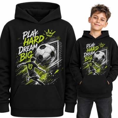 Bluza chłopięca z kapturem - piłkarz z numerem 10 i napis „Play hard dream big”