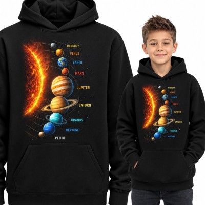 Bluza chłopięca z kapturem - Układ Słoneczny z płonącym Słońcem i nazwami planet