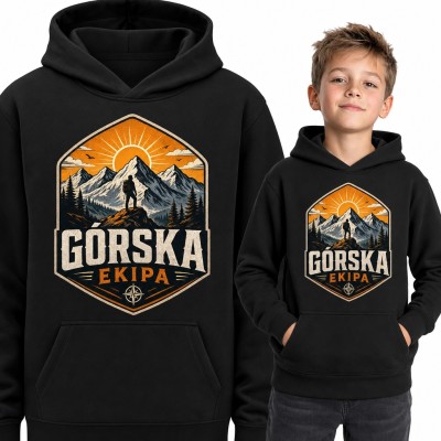 Bluza chłopięca z kapturem - „Górska ekipa” z turystą na szczycie