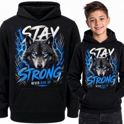 Bluza chłopięca z kapturem - wilk z błyskawicami i napis „Stay strong never give up”
