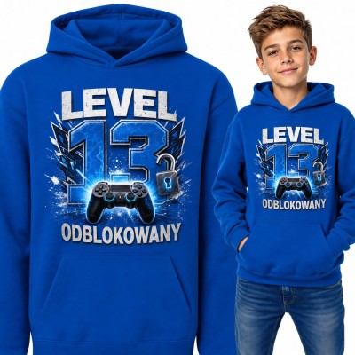 Bluza chłopięca z kapturem „Level 13 odblokowany” - gamingowa na 13 urodziny z padem