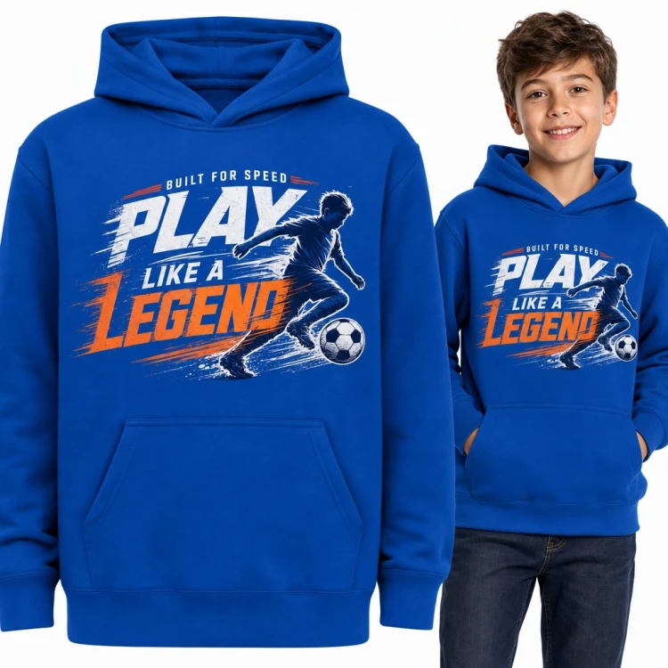 Bluza chłopięca z kapturem - piłkarz z piłką i napis „Play like a legend”