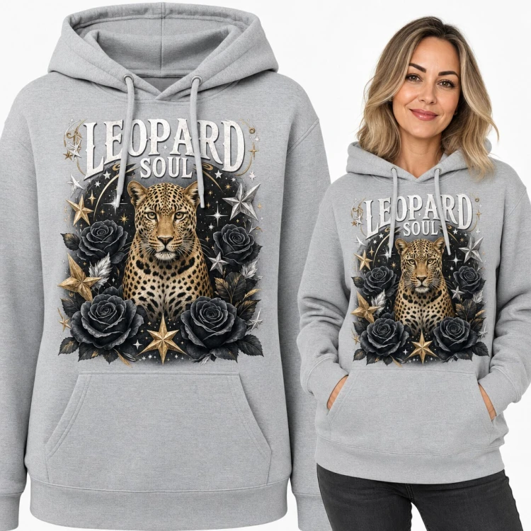 Bluza damska z kapturem - lampart wśród czarnych róż i gwiazd „Leopard Soul”