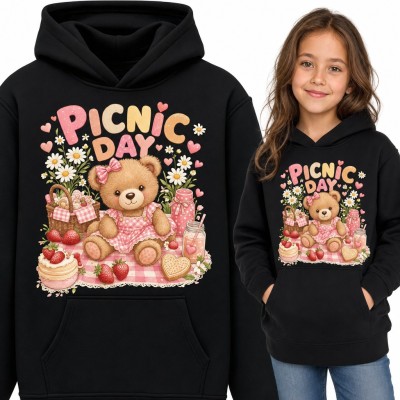 Bluza dziewczęca z kapturem - miś w różowej sukience na pikniku „Picnic day”