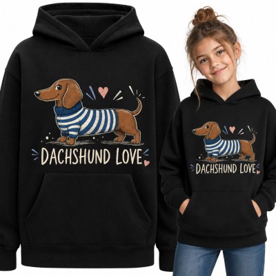 Bluza dziewczęca z kapturem „Dachshund love” - jamnik w paskowanym sweterku