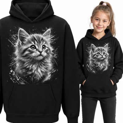 Bluza dziewczęca z kapturem - puszysty kotek w czarno-białym szkicu