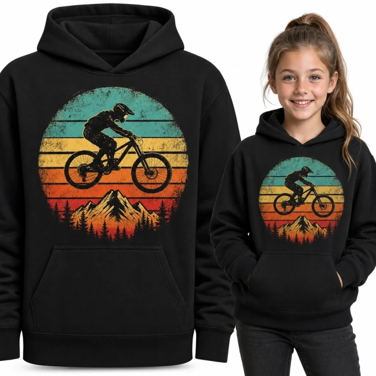 Bluza dziewczęca z kapturem - rowerzystka MTB nad górami w stylu retro