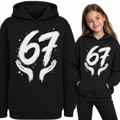 Bluza dziewczęca z kapturem - „67” mem Six Seven z dłońmi