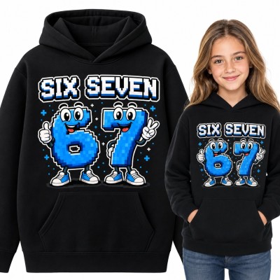Bluza dziewczęca z kapturem - „Six Seven” mem 67 z pikselowymi cyframi