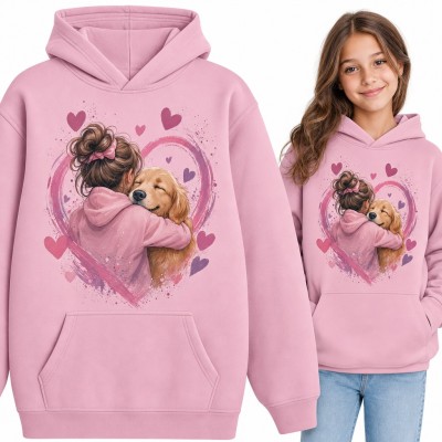 Bluza dziewczęca z kapturem - dziewczynka przytulająca golden retrievera w sercu