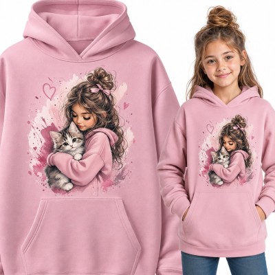 Bluza dziewczęca z kapturem - dziewczynka przytulająca kotka w akwareli