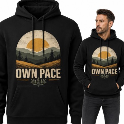 Bluza męska z kapturem - „Own pace” z górskim krajobrazem o zachodzie słońca