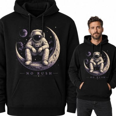 Bluza męska z kapturem - astronauta na półksiężycu „No rush”