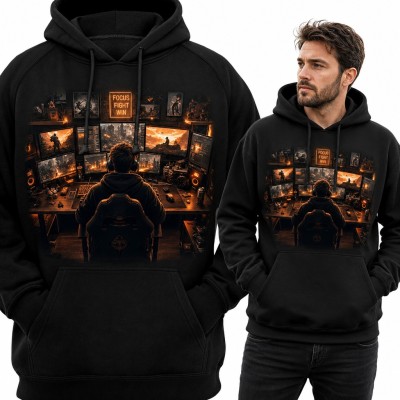 Bluza męska z kapturem - gamer przy stanowisku z monitorami „Focus fight win”