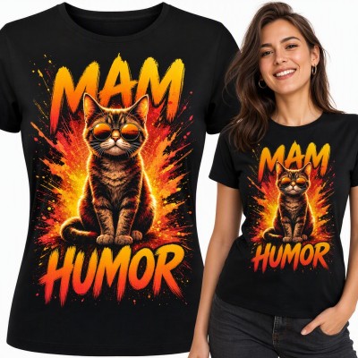 Koszulka damska z kotem w okularach - „Mam humor” na ognistym tle