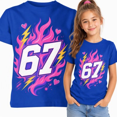 Koszulka dziewczęca „67” - mem Six Seven w różowych płomieniach