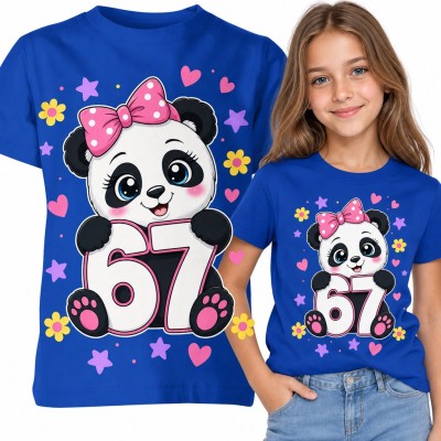 Koszulka dziewczęca „67” - słodka panda z różową kokardą i mem Six Seven