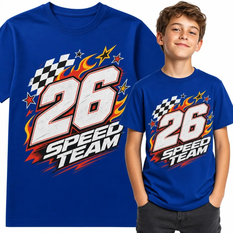 Koszulka chłopięca „26 Speed Team” - wyścigowy numer z flagą w szachownicę i płomieniami