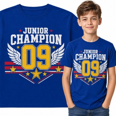 Koszulka chłopięca „Junior Champion 09” - sportowy numer ze skrzydłami i gwiazdami