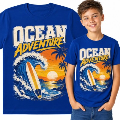 Koszulka chłopięca „Ocean Adventure” - surfing, deska na fali i palmy