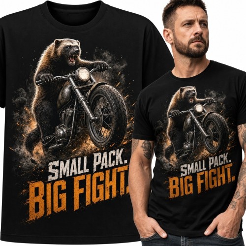Koszulka męska z rosomakiem na motocyklu „Small Pack. Big Fight!” - motocyklowy nadruk