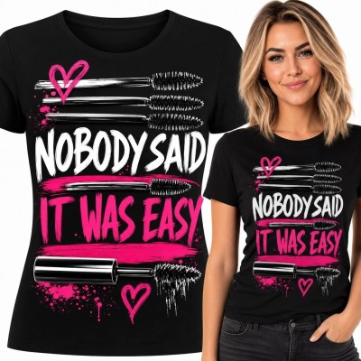Czarna koszulka damska „Nobody Said It Was Easy” - różowo-biały motyw tuszu do rzęs