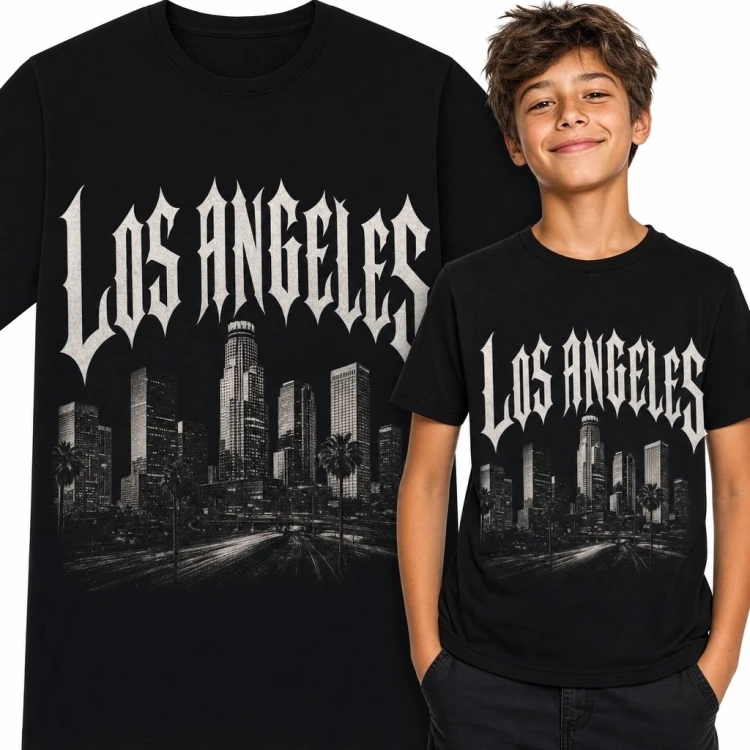 Koszulka chłopięca z nocną panoramą Los Angeles i napisem „Los Angeles” - miejski streetwear