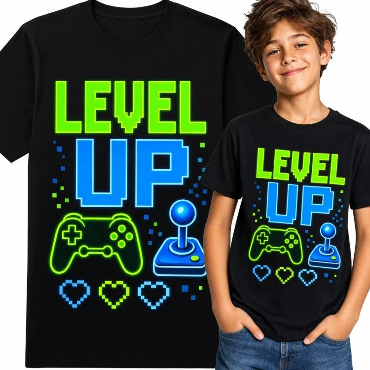 Koszulka chłopięca dla gracza „Level Up” - pad, joystick i pikselowe serca
